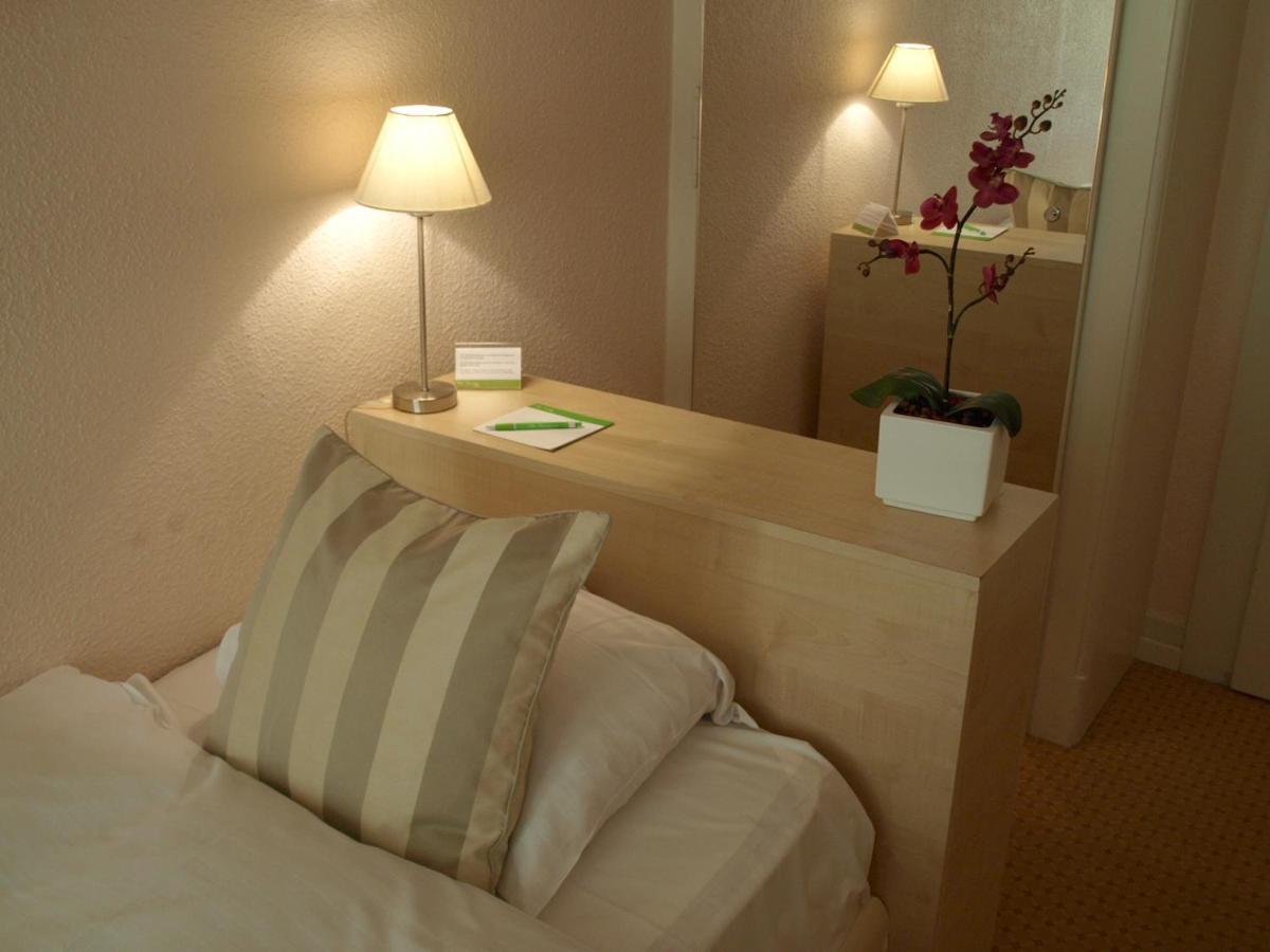 Villa Toscane Montreux Bagian luar foto